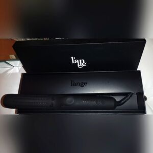 L'ange Hair straightener and curling iron